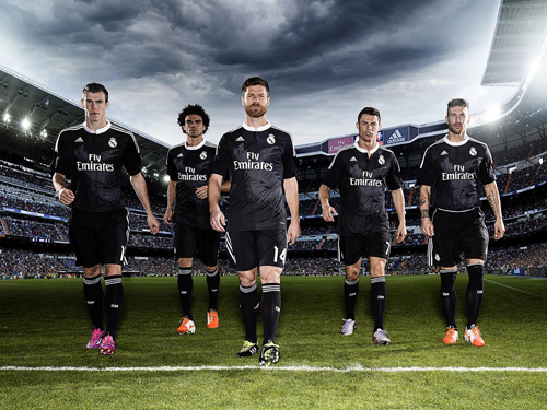 Real Madrid giới thiệu trang phục mới ảnh 1